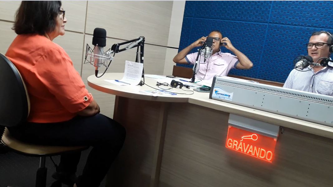 Entrevista sobre novas Leis de Trabalho e o Dia do Comerciário